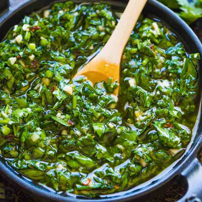 Spicy chimichurri sauce recipe