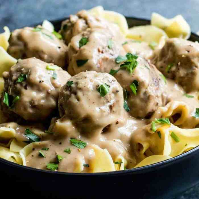 Swedish meatballs sauce recipe with sour cream